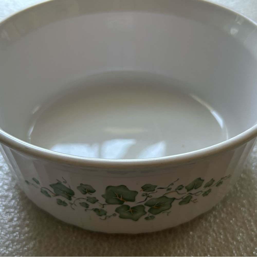 Corningware Ivy baking dish no lid